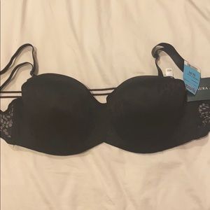 Unworn bra with tags